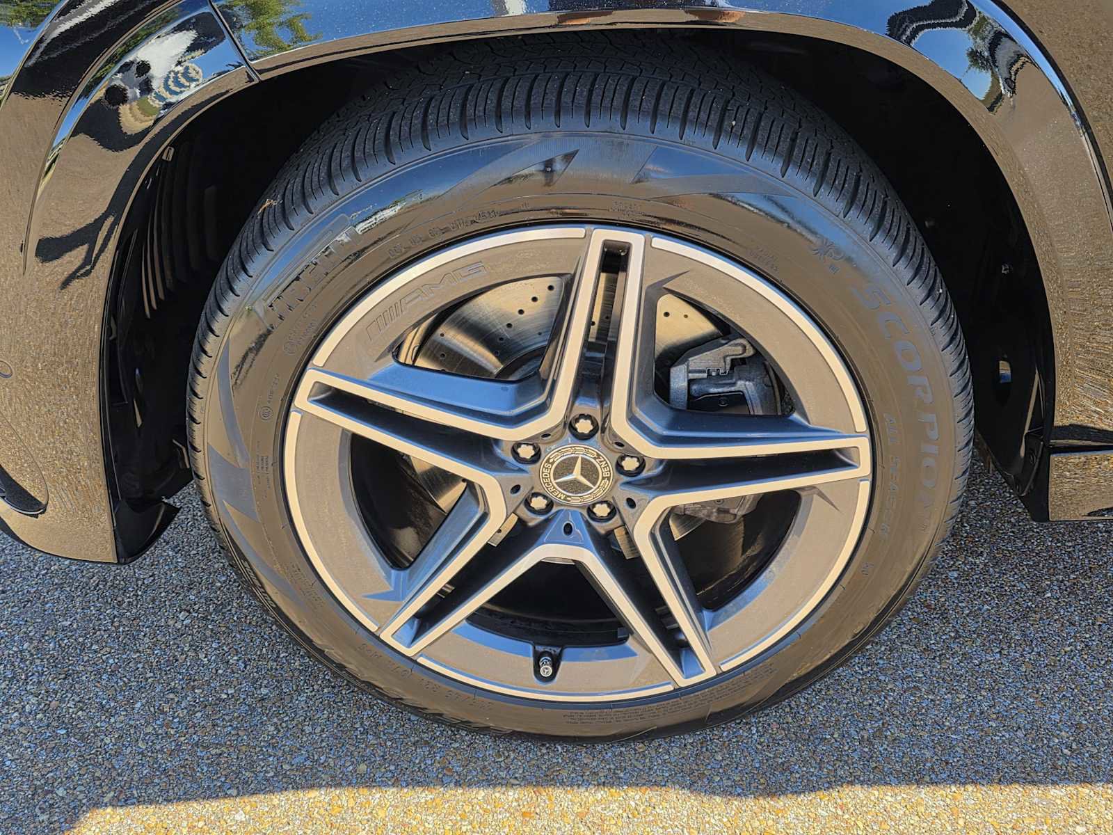 Used 2024 Mercedes-Benz GLS 450 4MATIC image 26