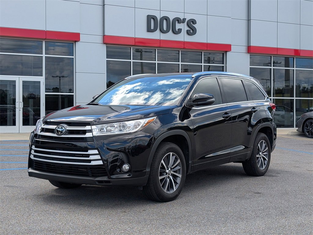 Used 2017 Toyota Highlander XLE
