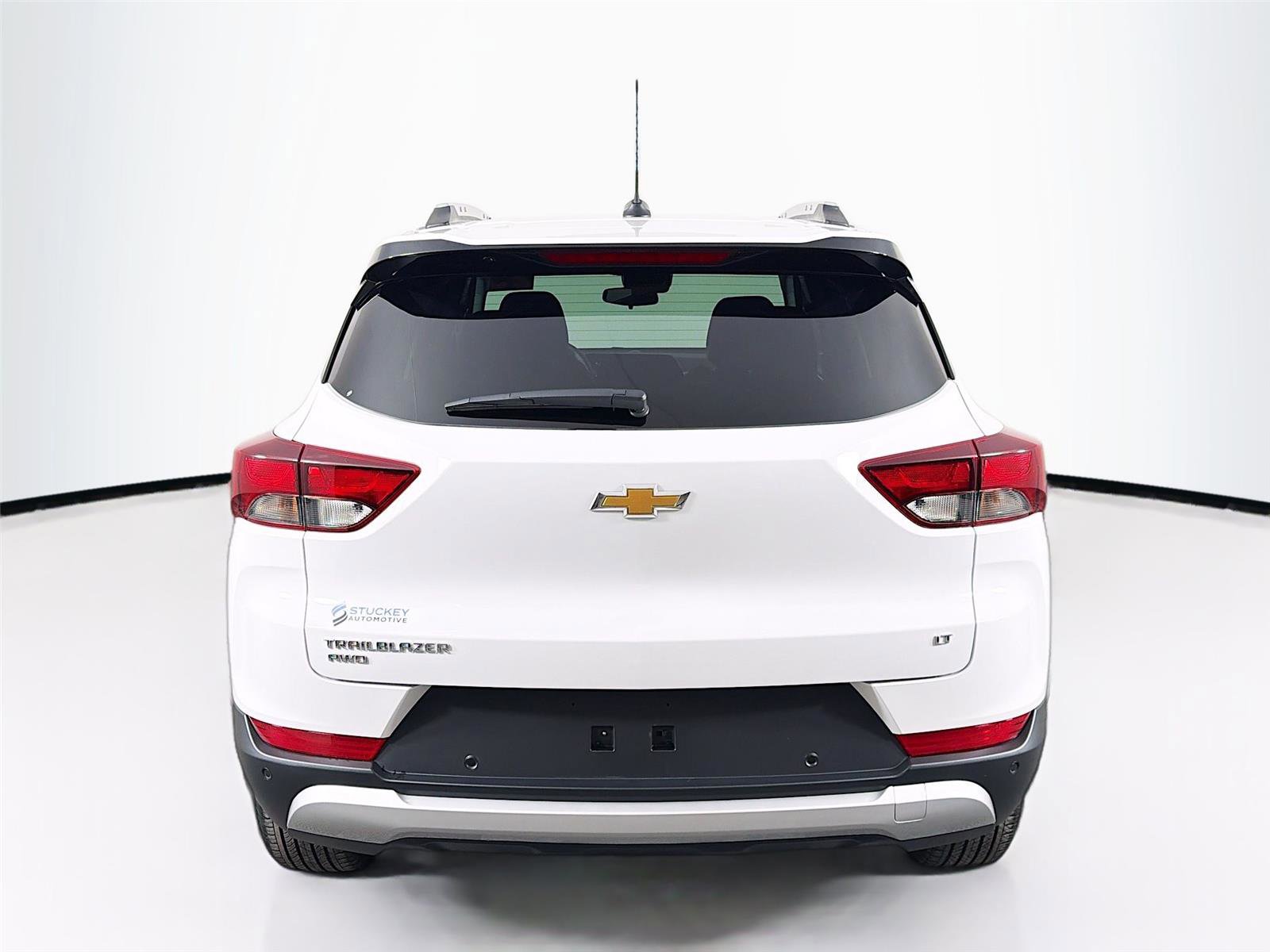 Used 2025 Chevrolet TrailBlazer LT w/ Driver Confidence Package image 6