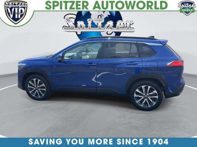 Certified 2022 Toyota Corolla Cross XLE AWD/4WD image 5