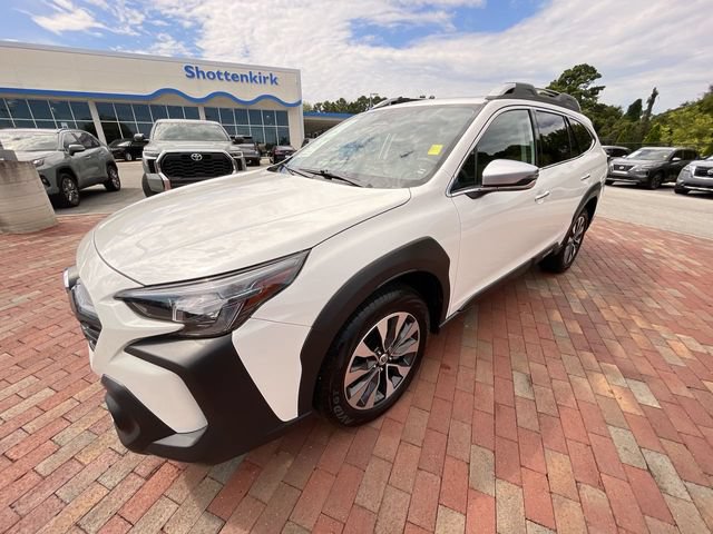 Used 2025 Subaru Outback Touring AWD/4WD image 28