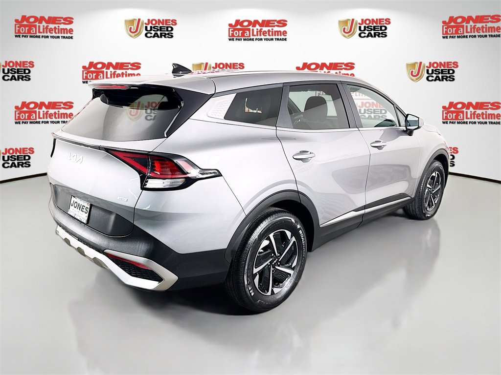 Used 2023 Kia Sportage LX image 15