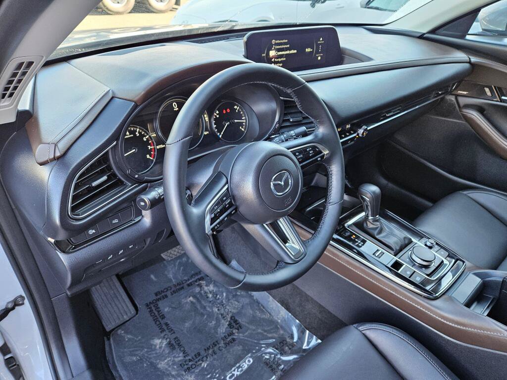 Used 2025 MAZDA CX-30 AWD 2.5 S w/ Premium Package image 18