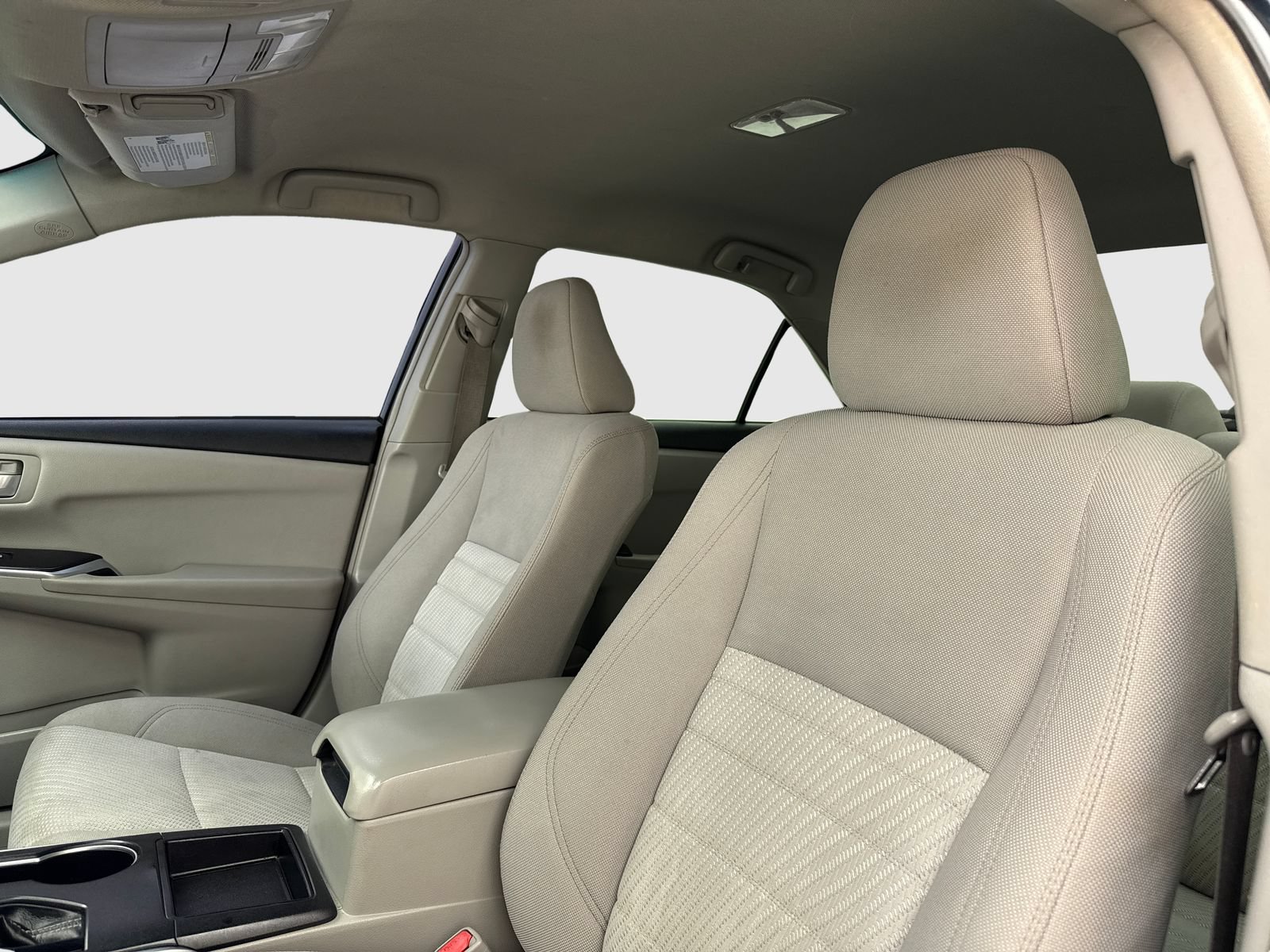 Used 2017 Toyota Camry LE FWD image 15