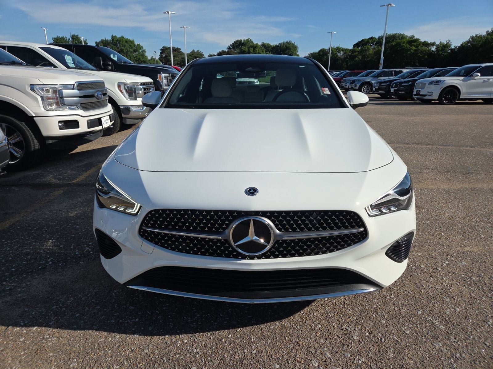 Used 2025 Mercedes-Benz CLA 250 4MATIC image 13