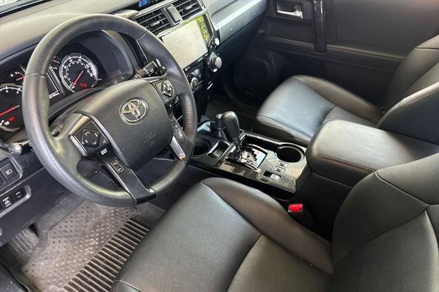 Used 2021 Toyota 4Runner Venture AWD/4WD image 10