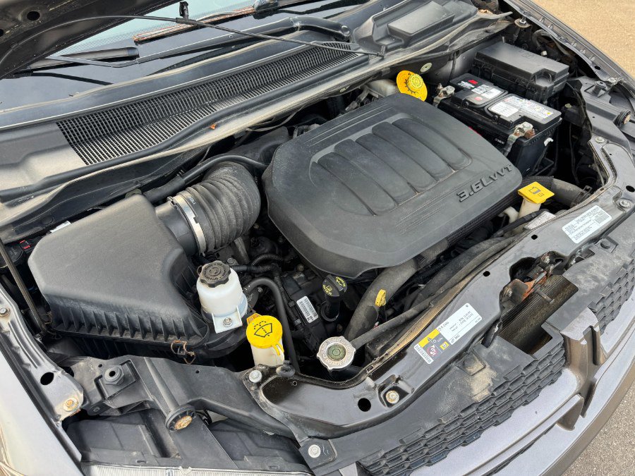 Used 2019 Dodge Grand Caravan GT image 26