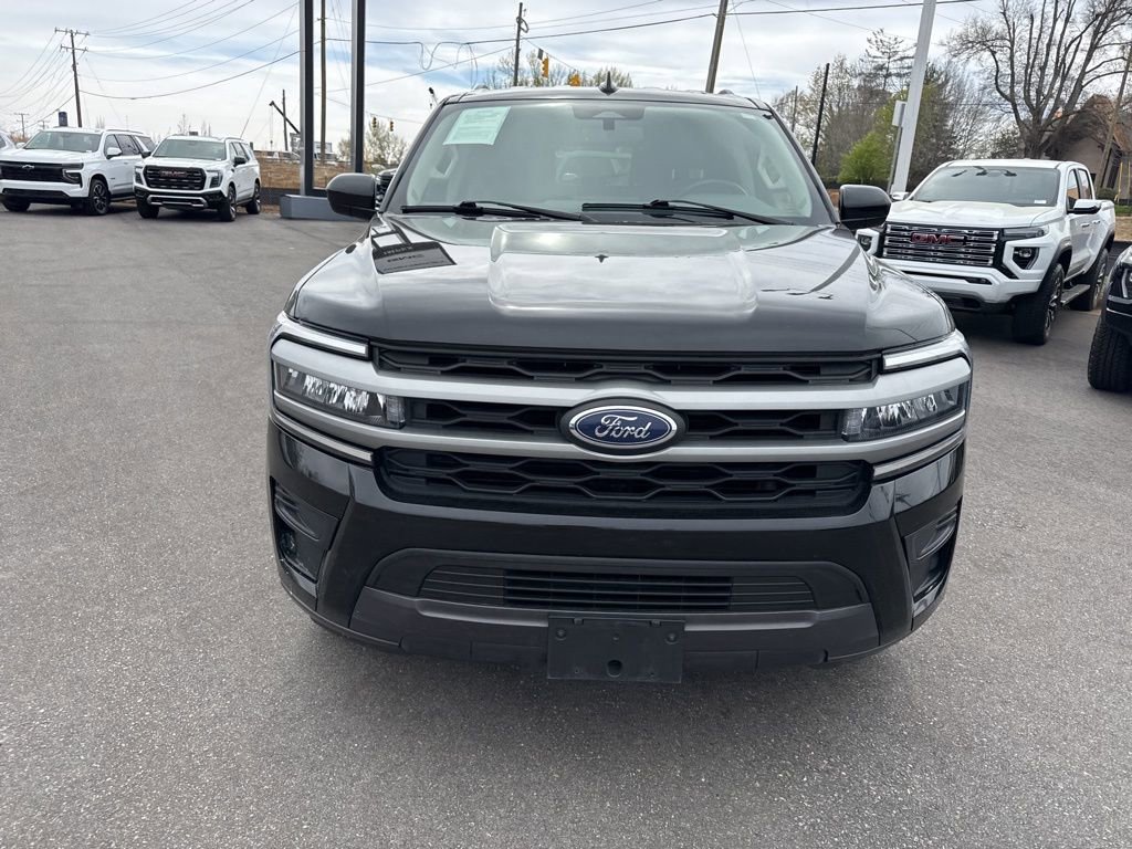 Used 2024 Ford Expedition Max XLT image 8