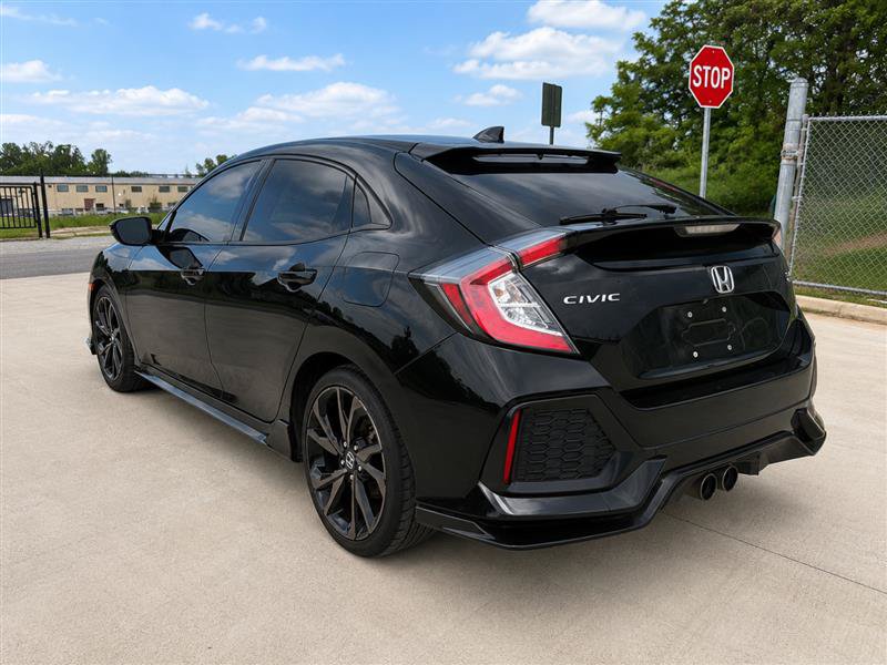 Used 2017 Honda Civic Sport Touring image 4