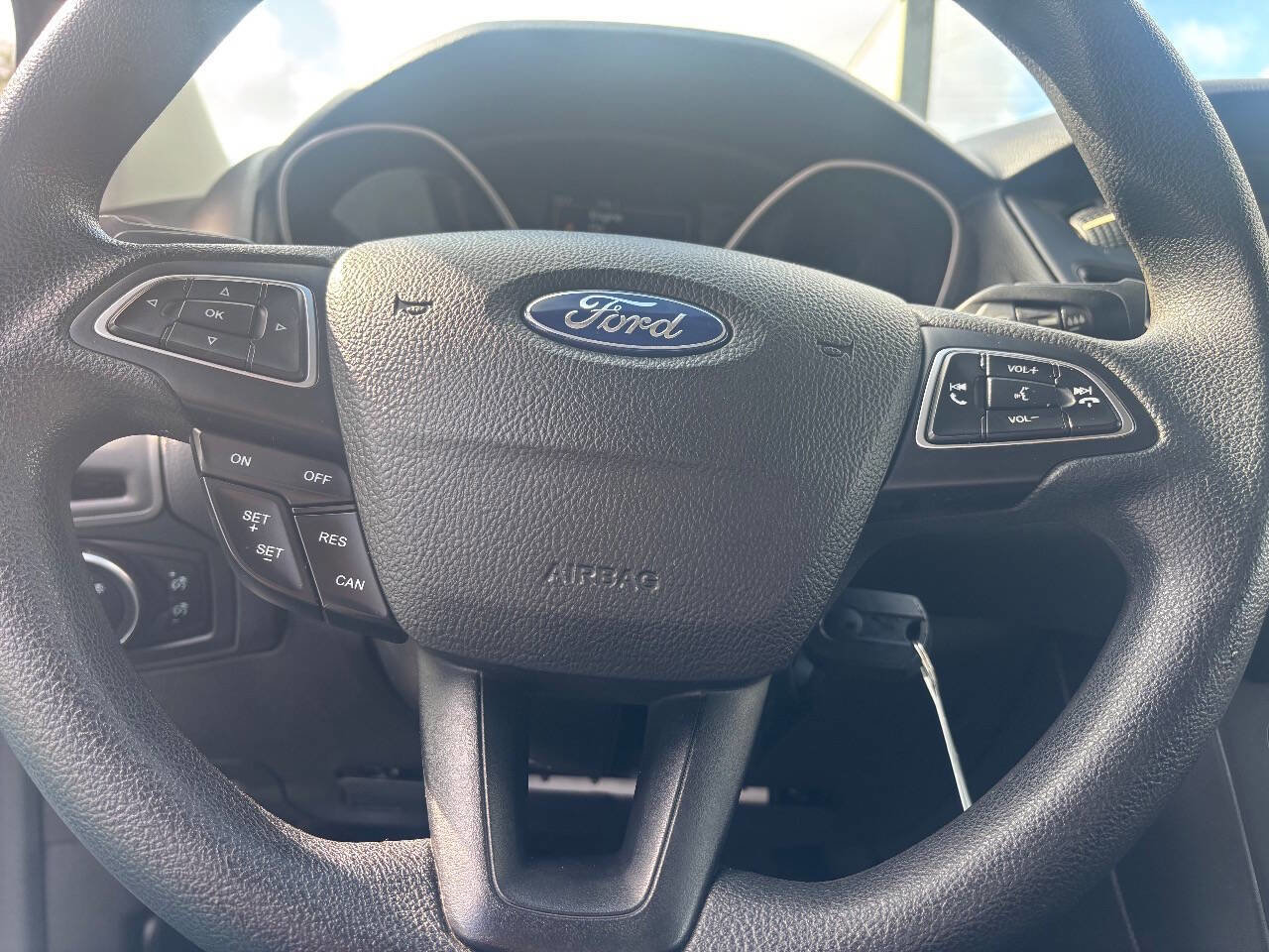 Used 2016 Ford Focus SE image 18