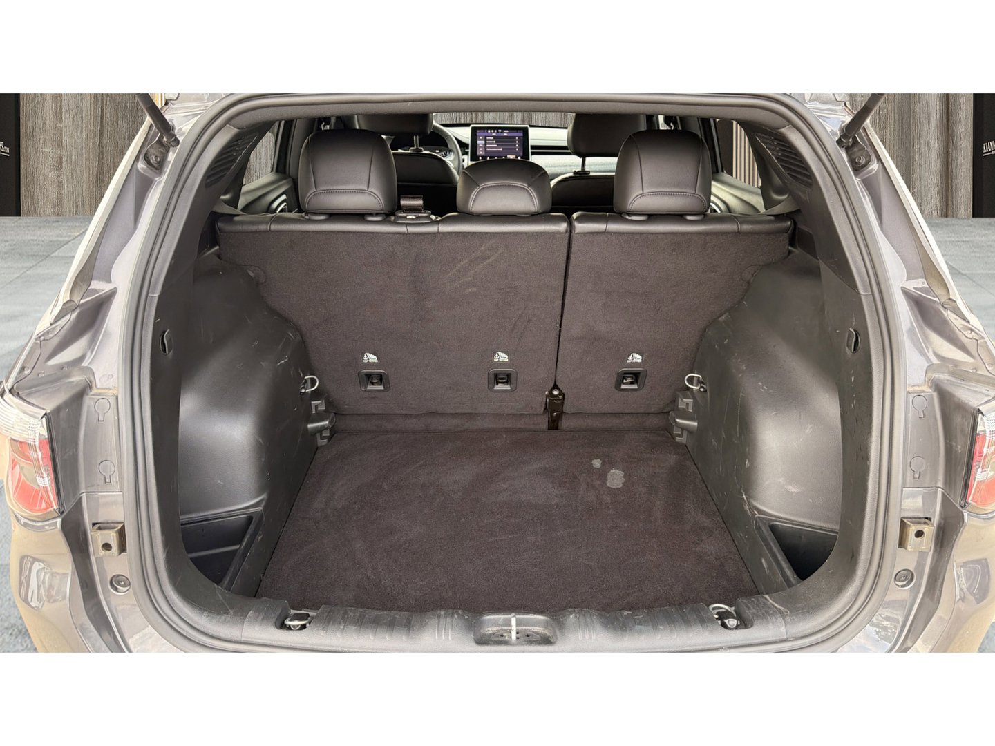 Used 2024 Jeep Compass Latitude image 27