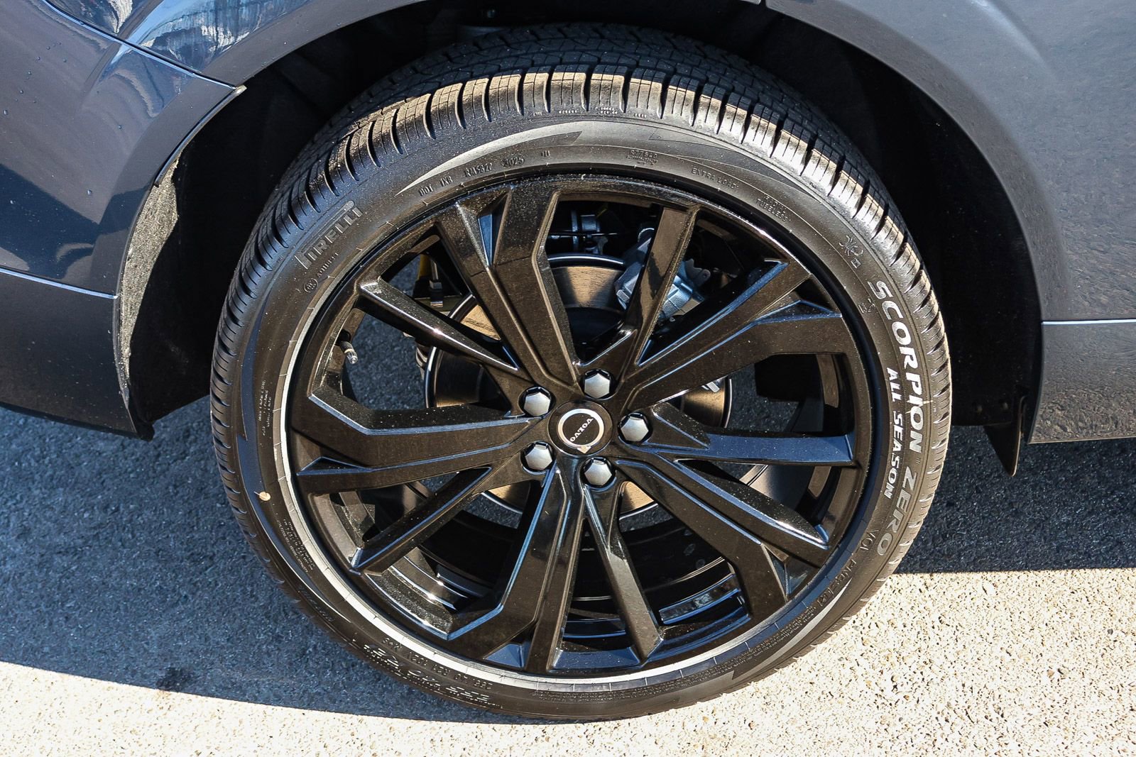 New 2026 Volvo XC60 B5 Ultra w/ Climate Package PRO image 13