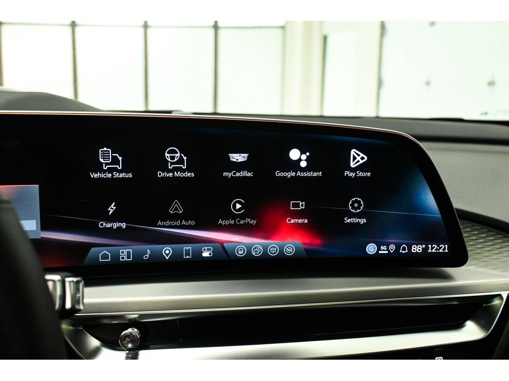 New 2026 Cadillac Lyriq V w/ Exterior Carbon Fiber Package AWD/4WD image 31
