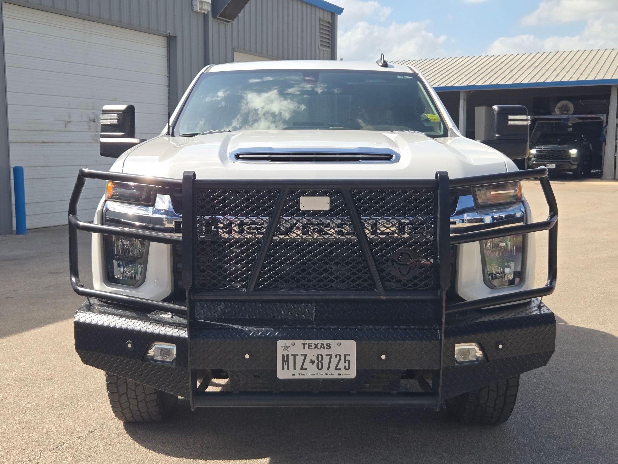 Used 2020 Chevrolet Silverado 2500 LT w/ Texas Edition AWD/4WD image 8