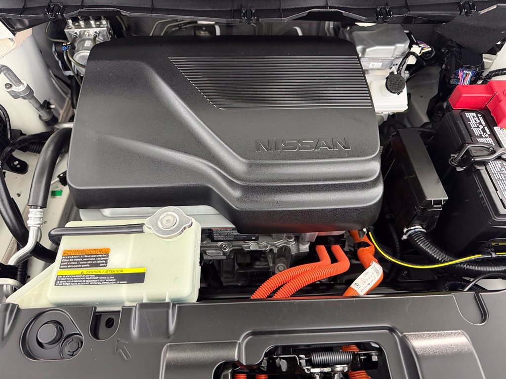 Used 2025 Nissan Leaf S FWD image 22
