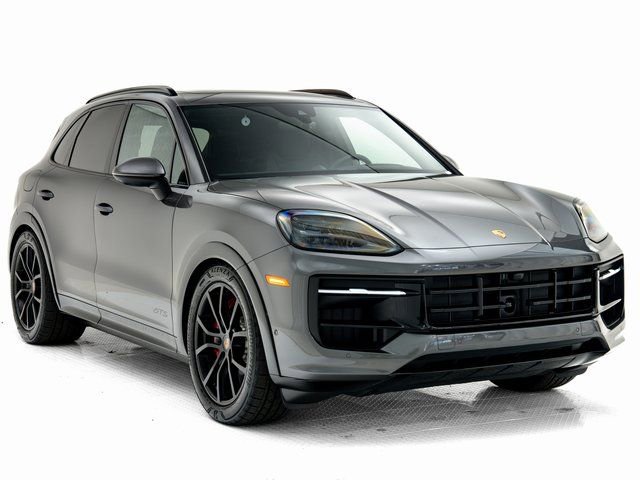 New 2026 Porsche Cayenne GTS image 34