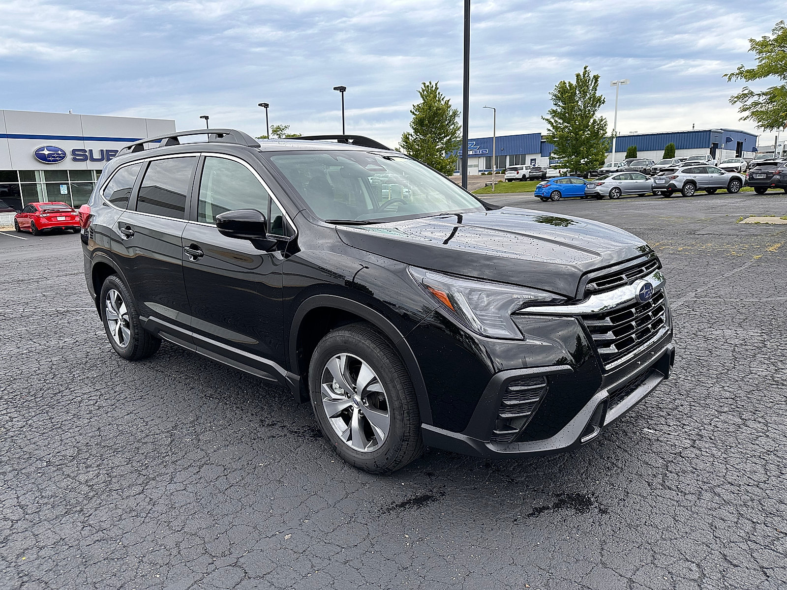 Certified 2025 Subaru Ascent Premium AWD/4WD image 1