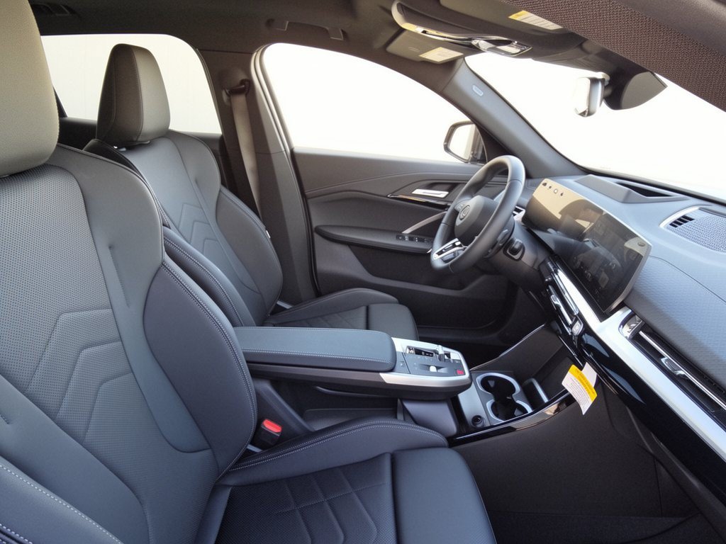 New 2027 BMW X2 xDrive28i w/ Technology Package AWD/4WD image 30