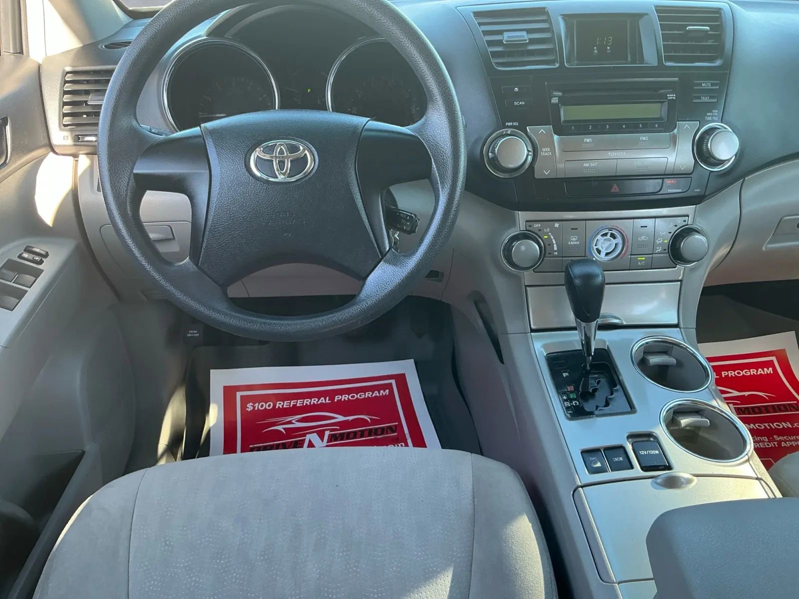 Used 2011 Toyota Highlander 4WD image 16