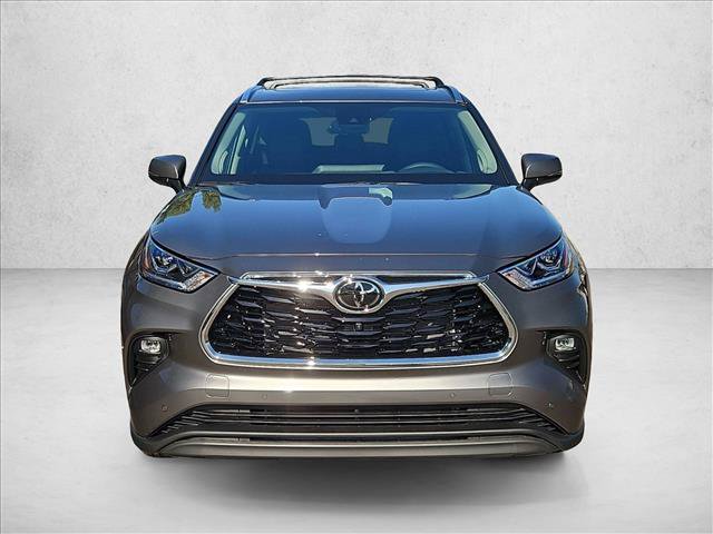 New 2026 Toyota Highlander Limited AWD/4WD image 6