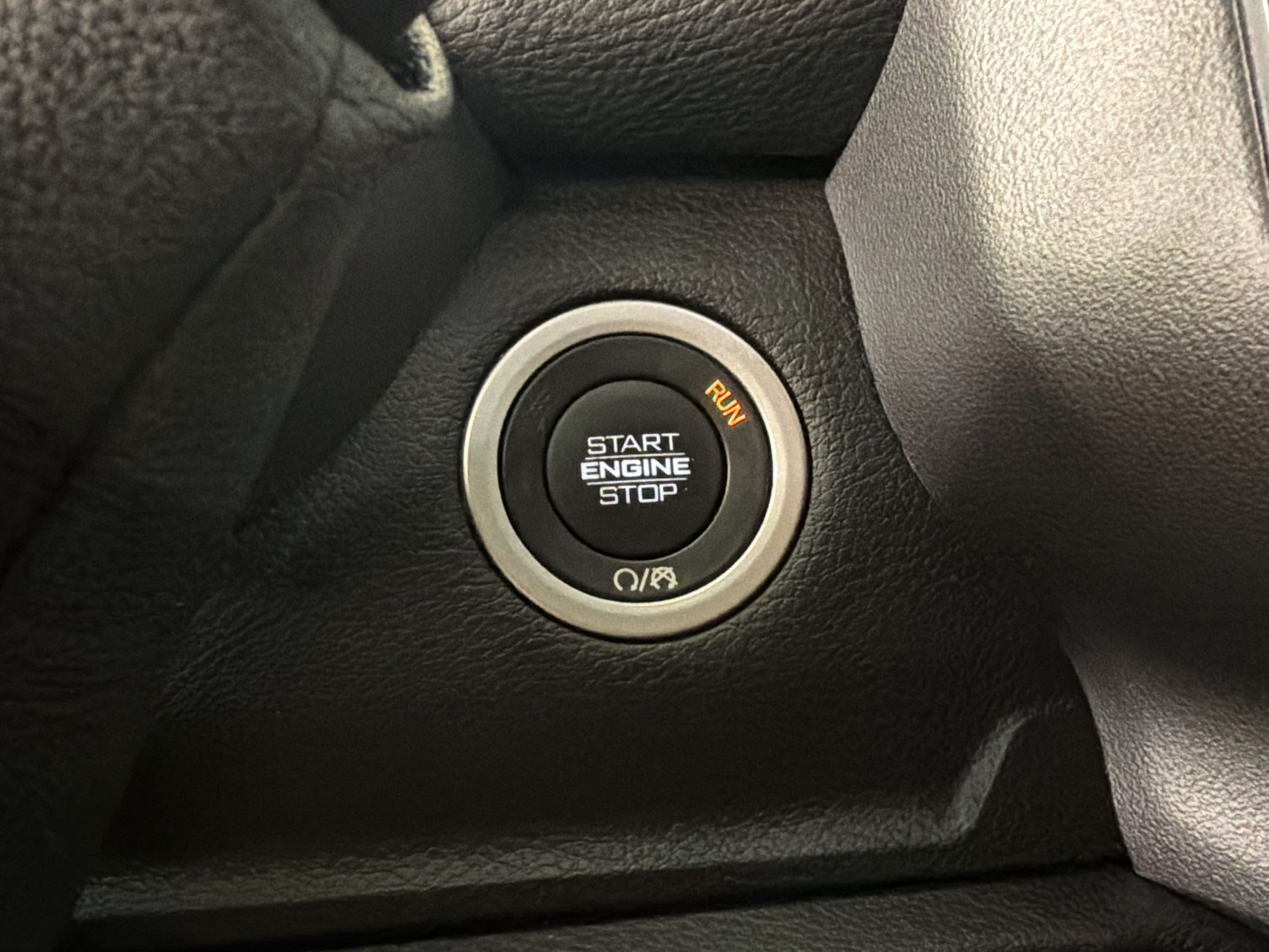 Used 2025 RAM 2500 Laramie w/ Night Edition AWD/4WD image 19