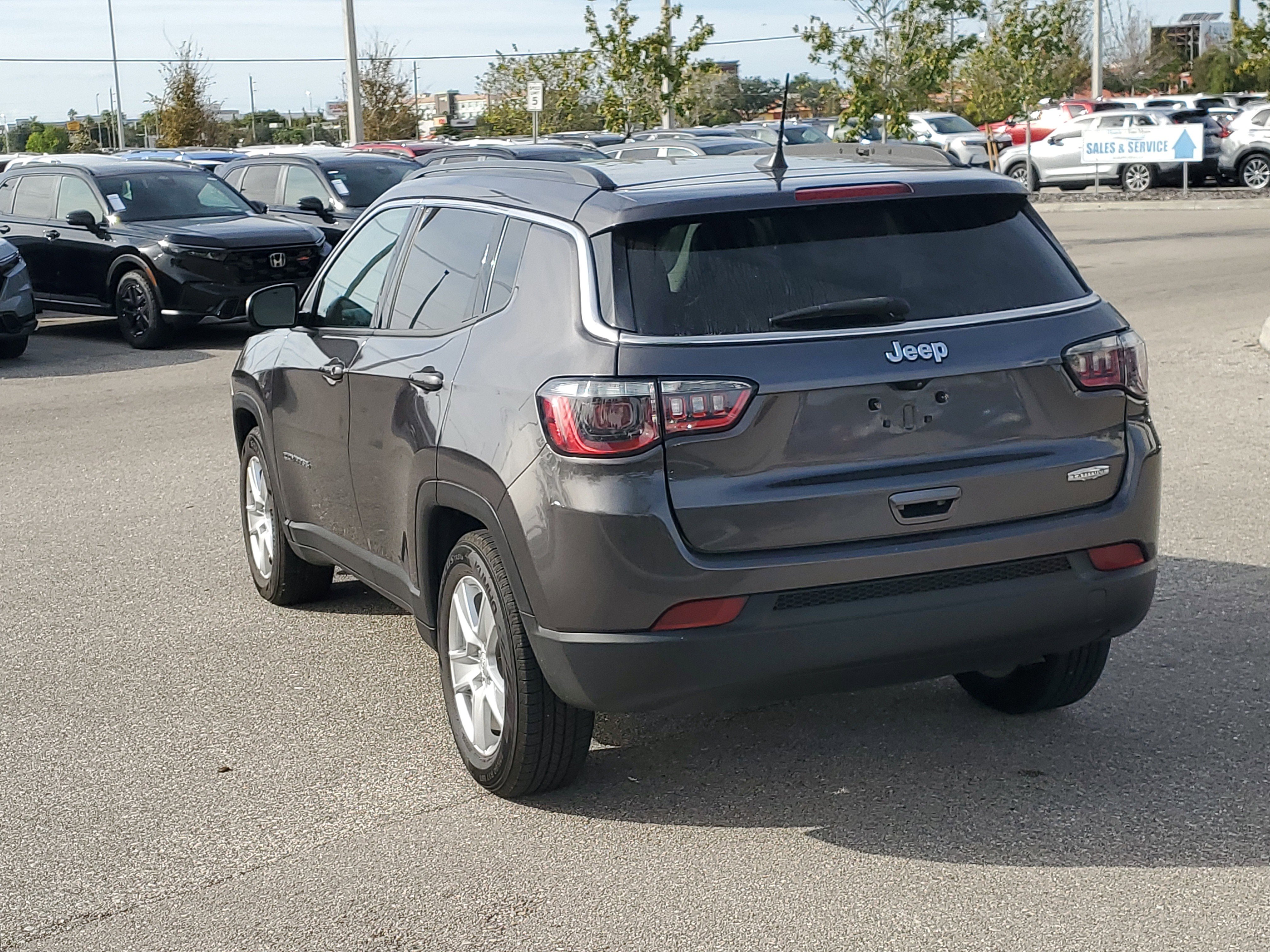 Used 2022 Jeep Compass Latitude w/ Sun and Sound Group image 6