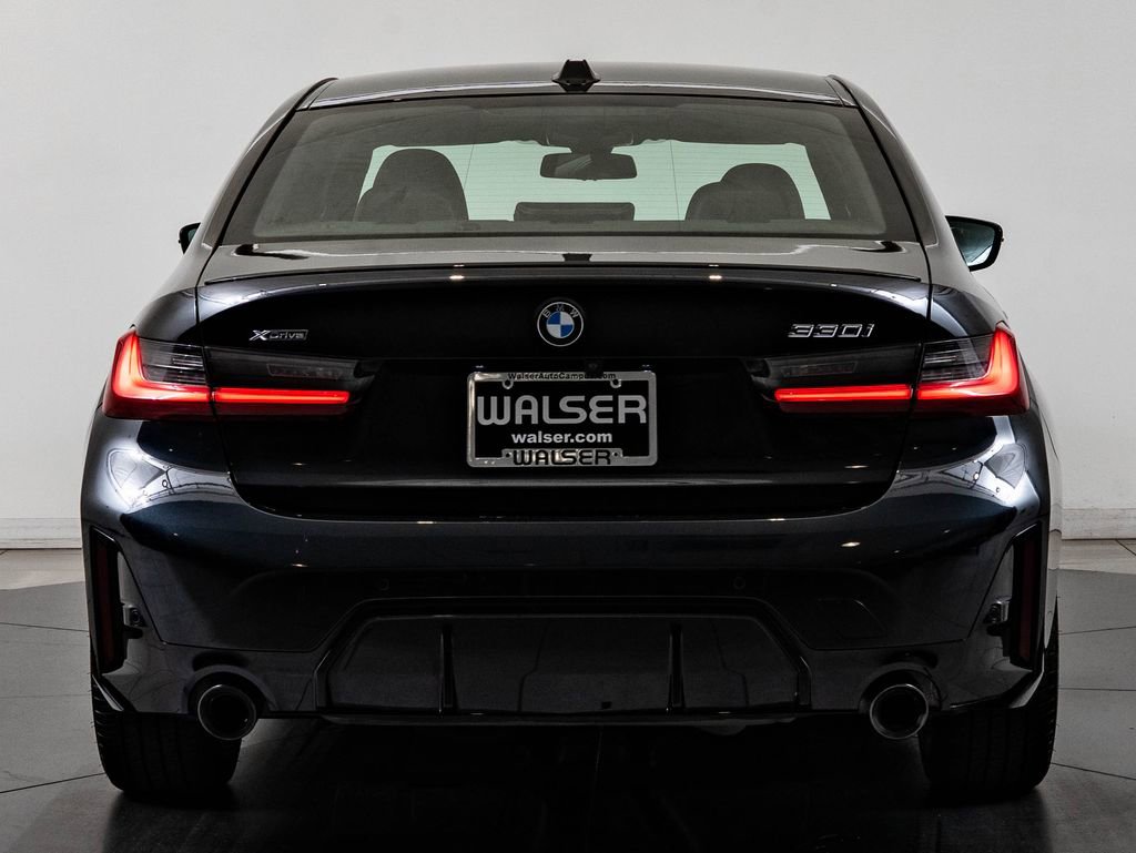 Used 2023 BMW 330i xDrive Sedan w/ M Sport Package image 7