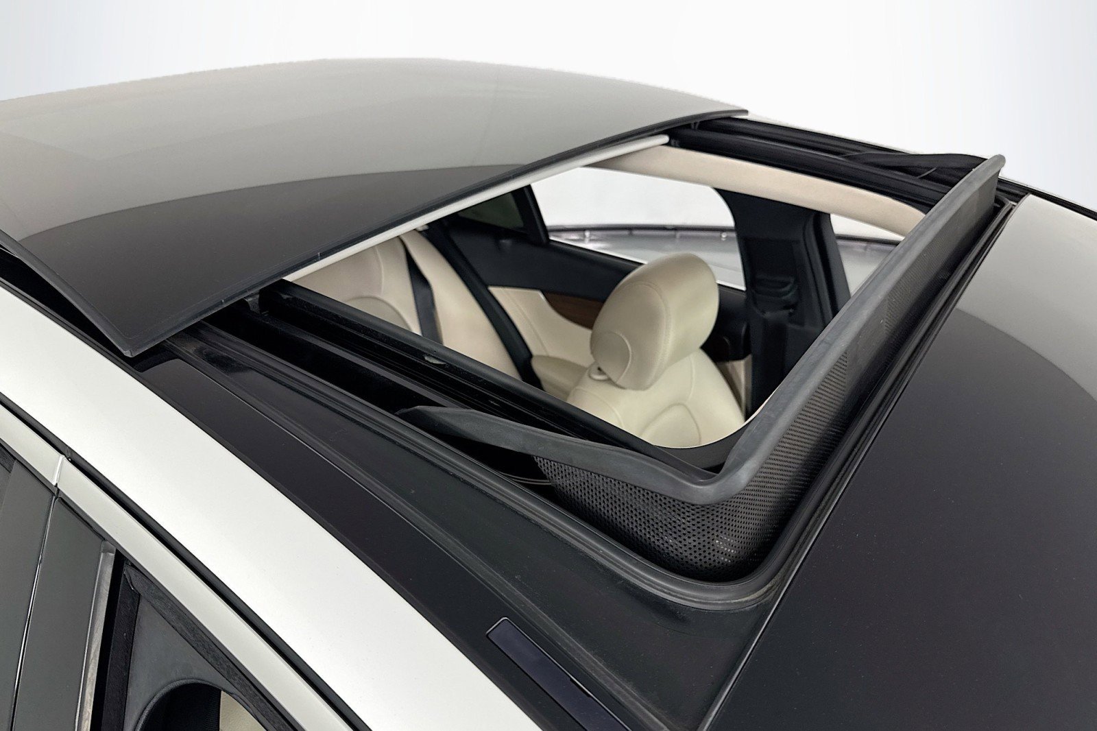 Certified 2020 Mercedes-Benz C 300 Sedan image 21