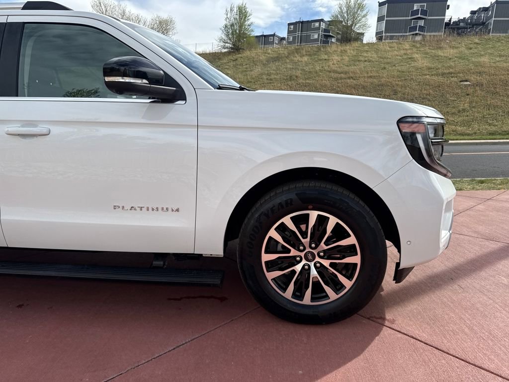 Certified 2025 Ford Expedition Platinum image 24