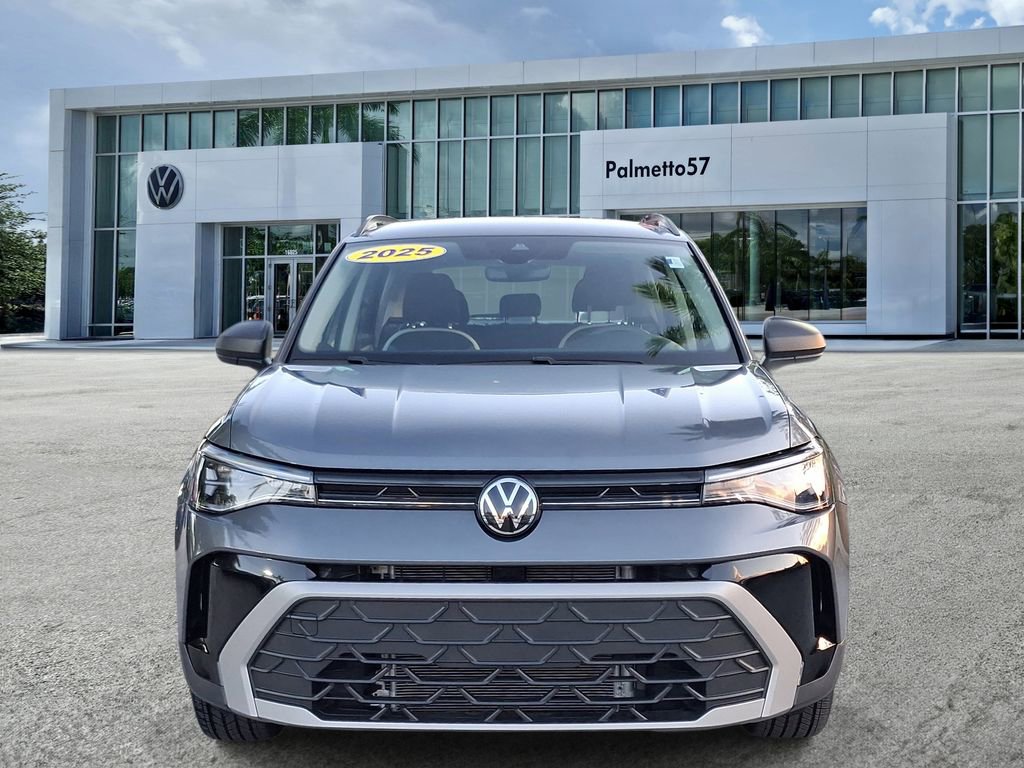 Used 2025 Volkswagen Taos S FWD image 2