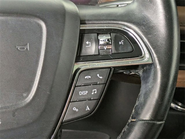 Used 2021 Lincoln Nautilus Reserve image 19
