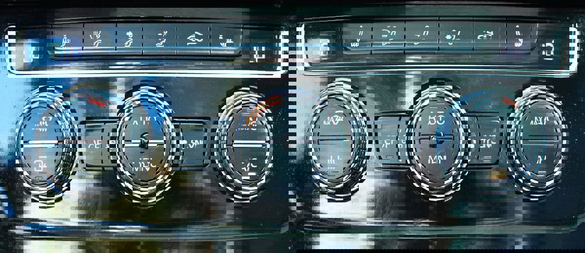 Used 2015 Volkswagen Golf SEL w/ Lighting Package (SEL) image 44