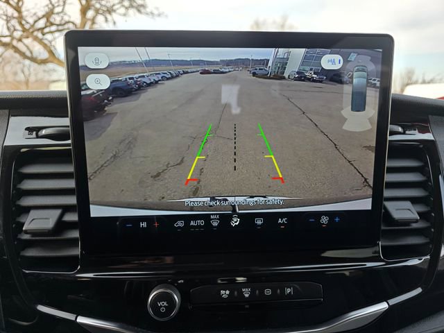 Used 2024 Ford Transit 350 XLT image 16