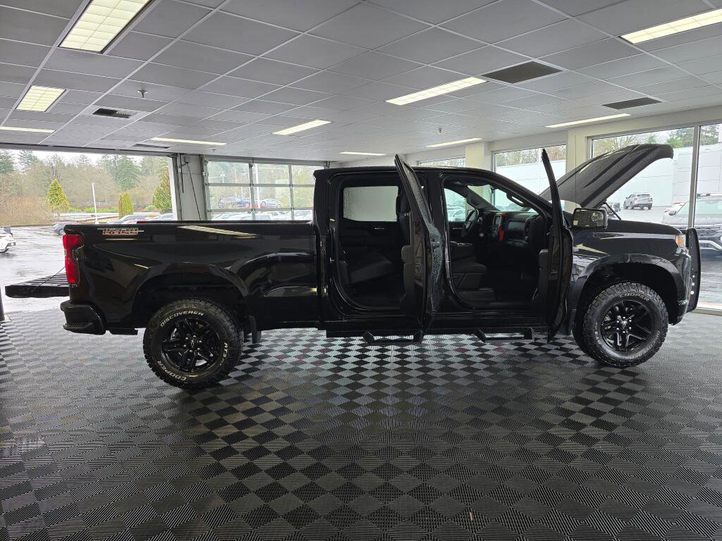 Used 2020 Chevrolet Silverado 1500 Custom Trail Boss w/ Custom Convenience Package image 17