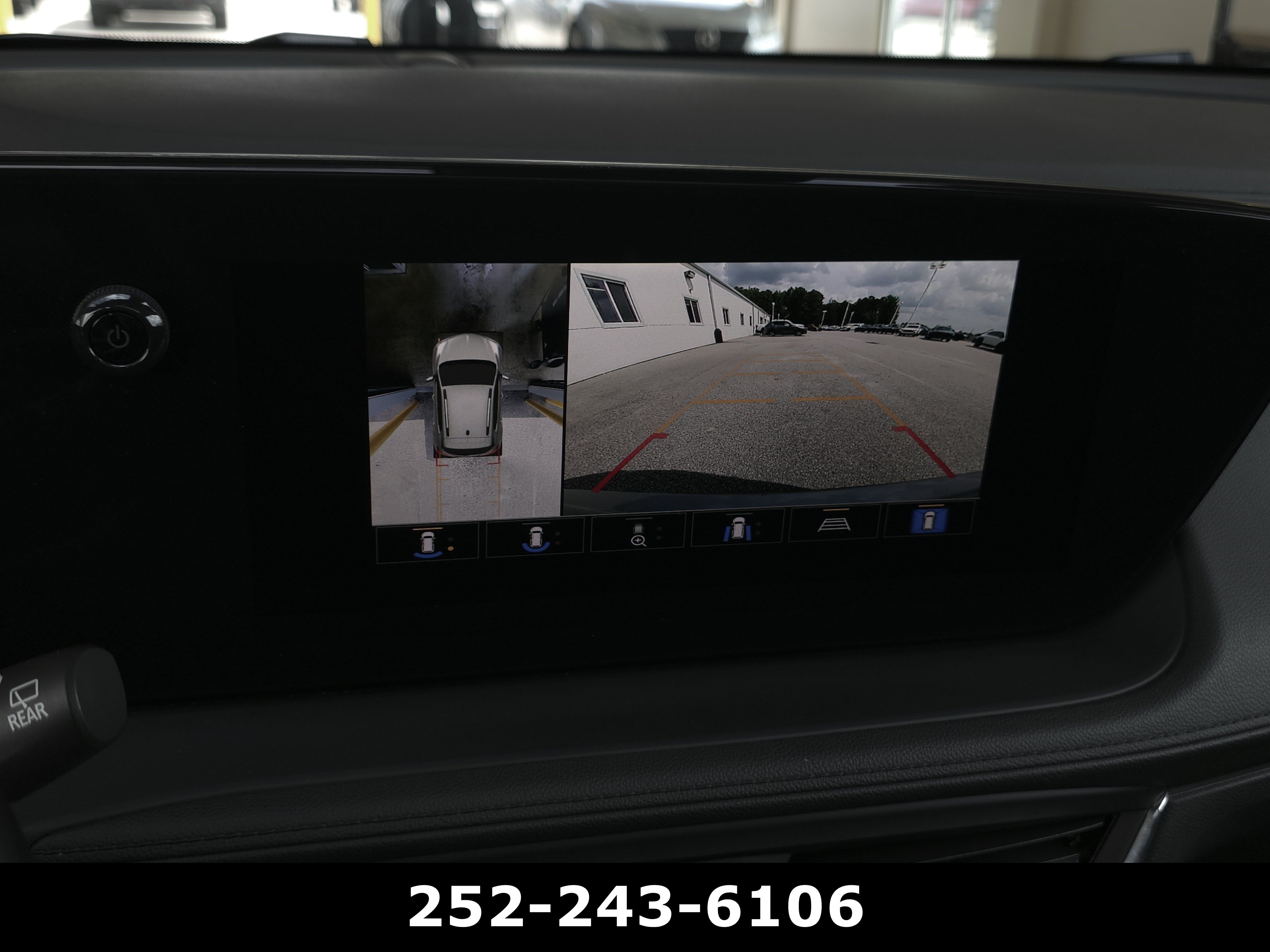 Used 2025 Buick Encore GX Avenir w/ Avenir Technology Package AWD/4WD image 20