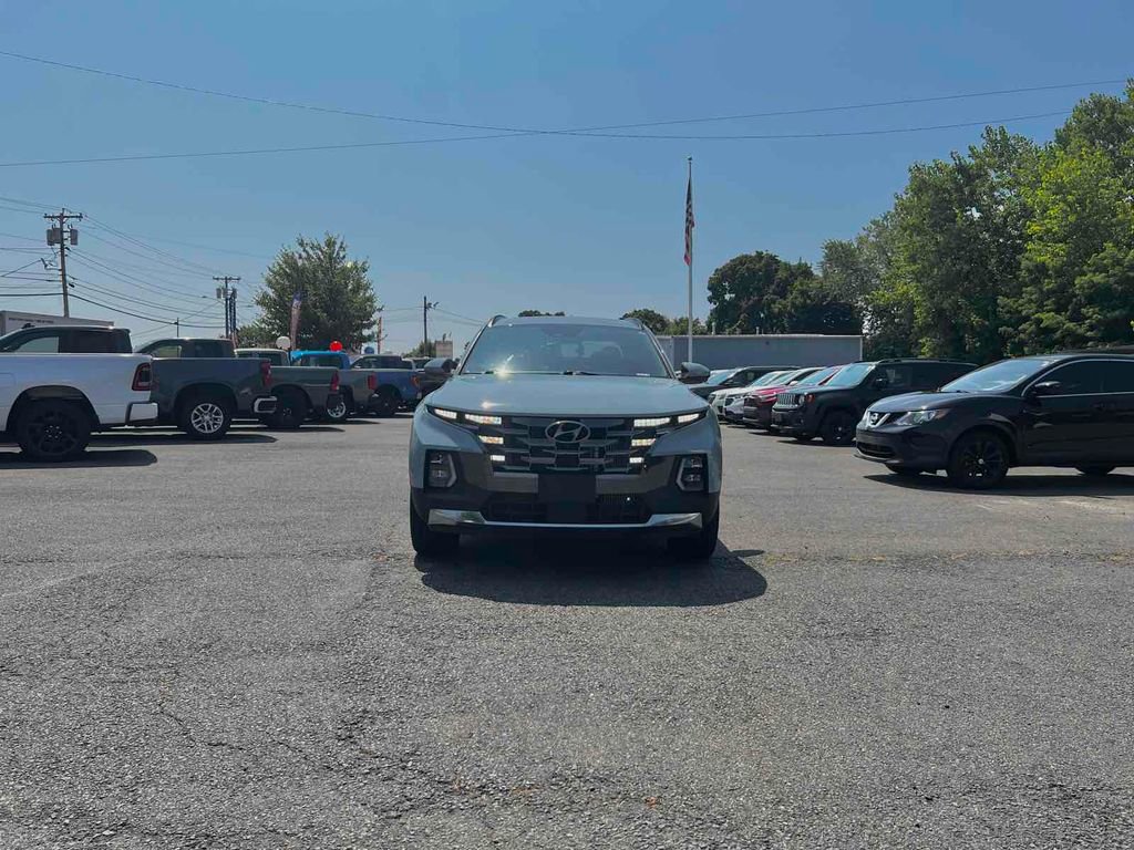 Used 2024 Hyundai Santa Cruz Limited image 3