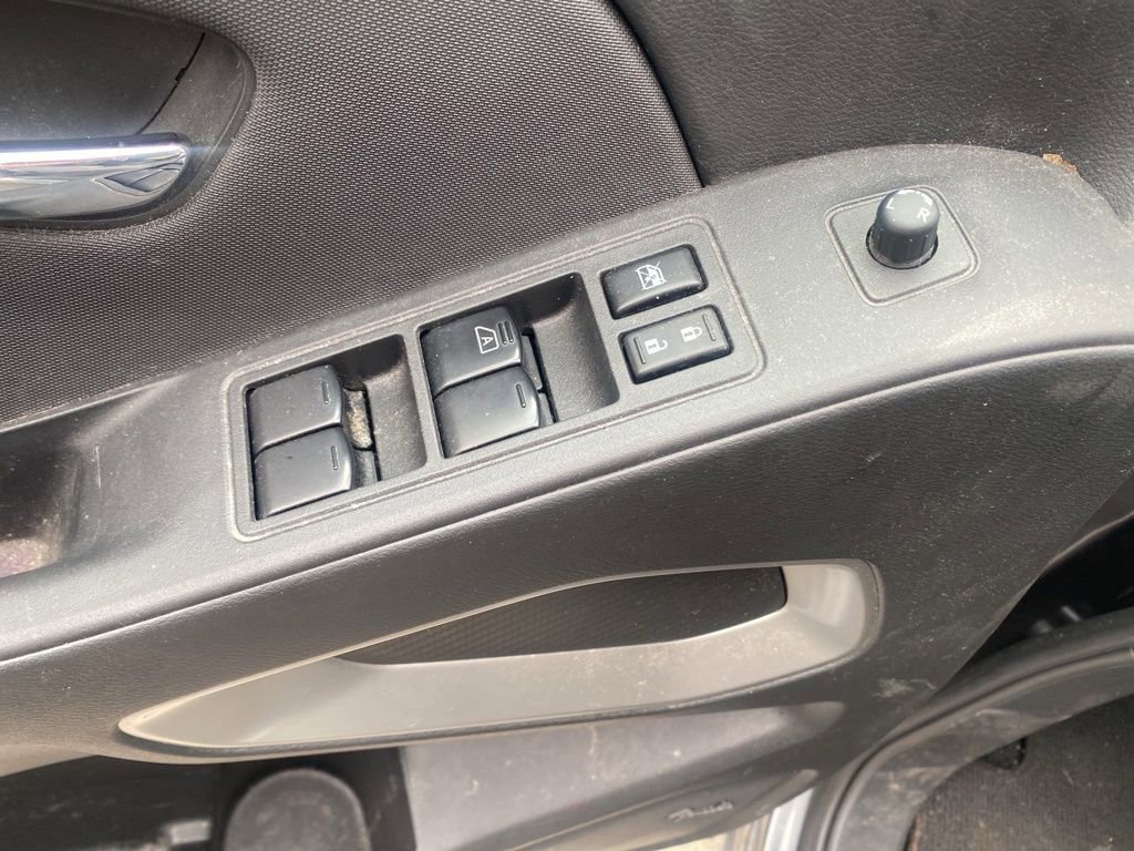 Used 2024 Nissan Frontier SV w/ SV Convenience Package image 13