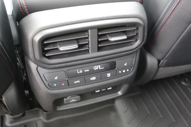 Used 2025 Honda Ridgeline Black Edition image 30
