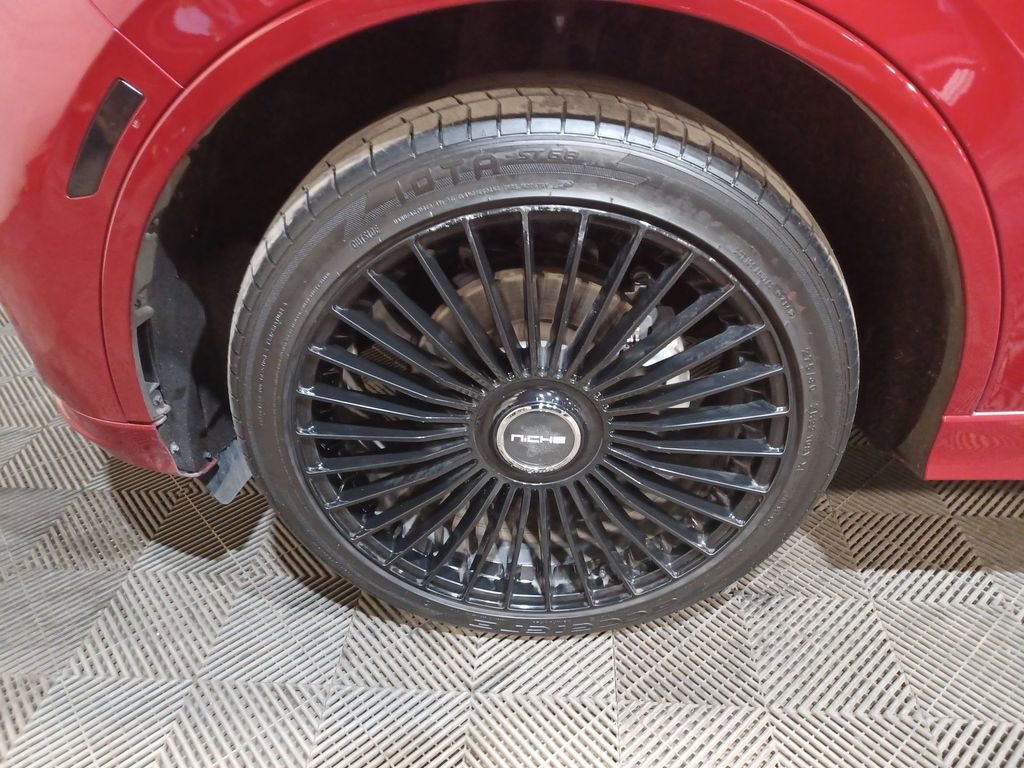 Used 2025 Lincoln Aviator AWD w/ Jet Appearance Package image 19