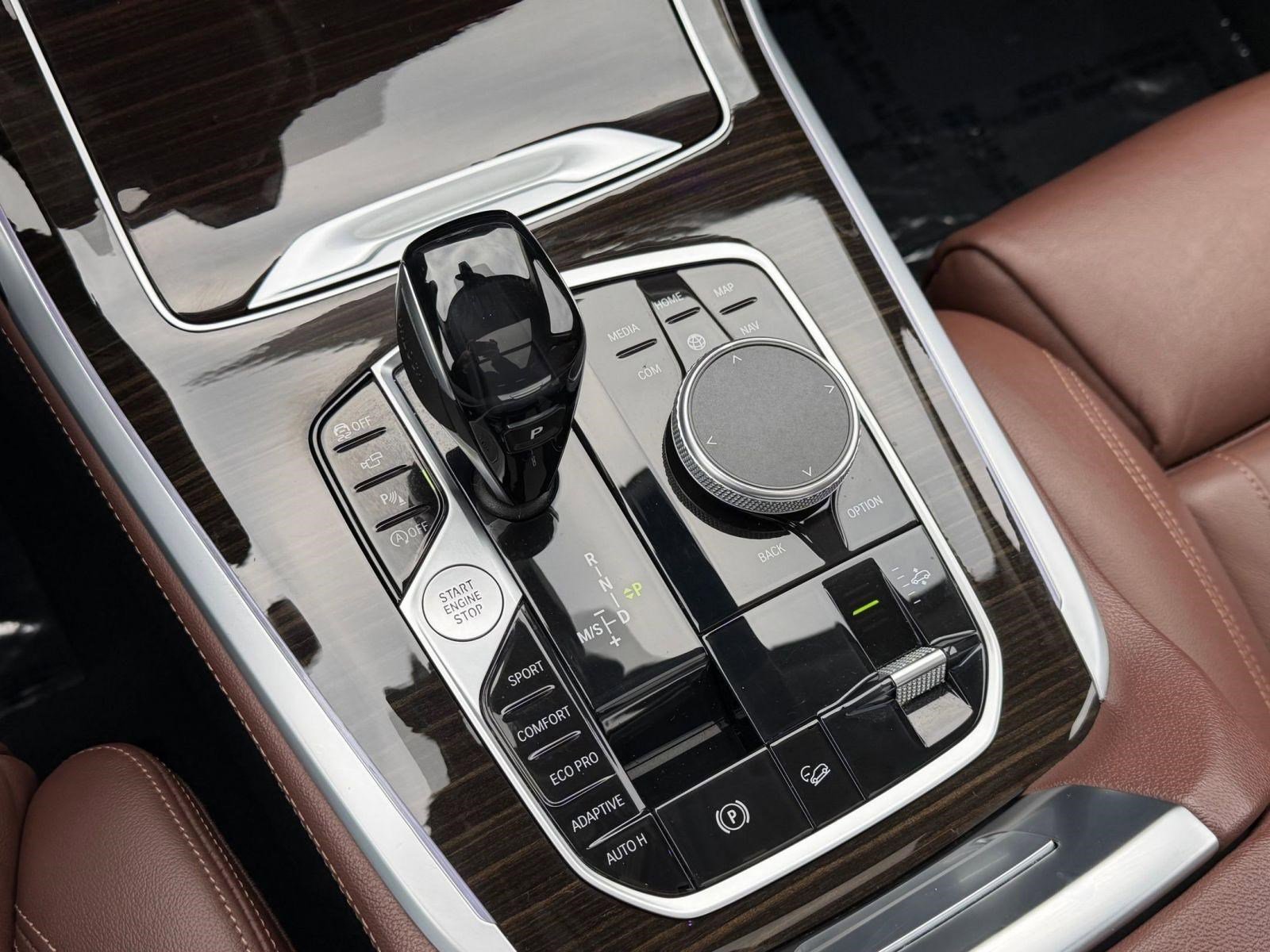 Used 2020 BMW X7 xDrive40i w/ Premium Package image 17