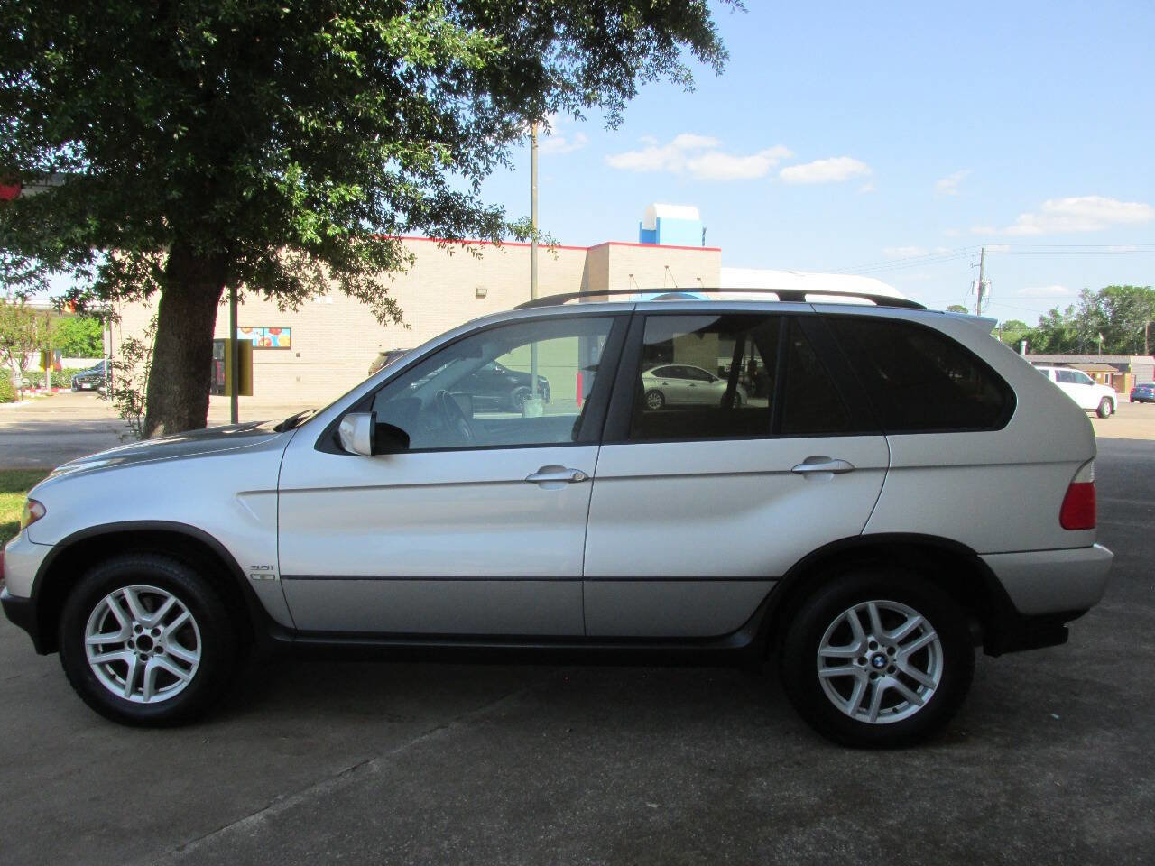 Used 2006 BMW X5 3.0i image 4