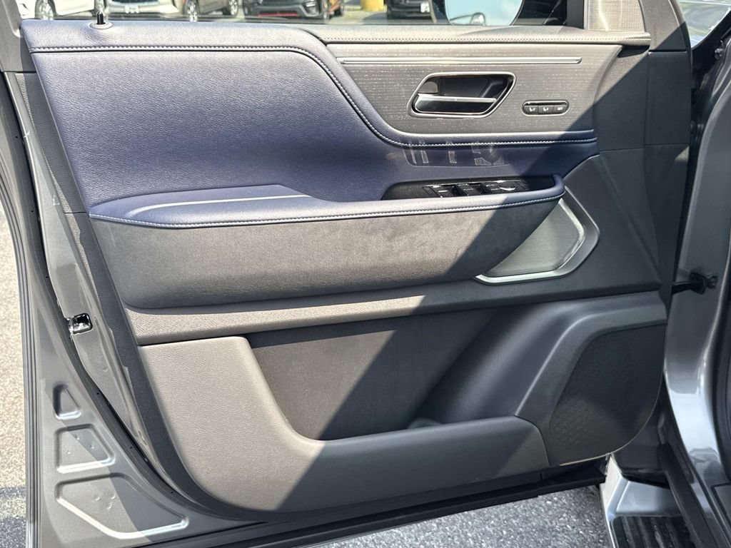 New 2027 INFINITI QX80 Sensory w/ Sport Exterior Package AWD/4WD image 15