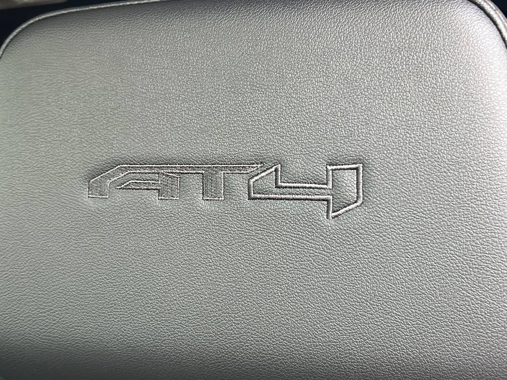 New 2026 GMC Sierra 2500 AT4 w/ AT4 Premium Plus Package AWD/4WD image 22