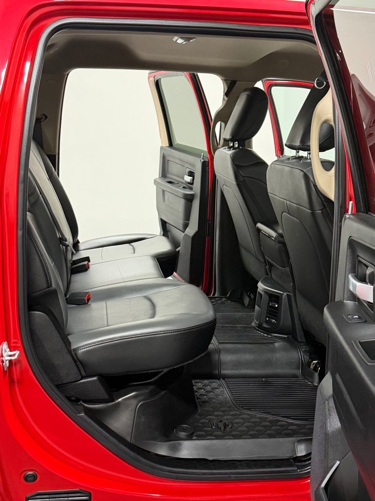 Used 2019 RAM 2500 Tradesman w/ Chrome Appearance Group AWD/4WD image 10