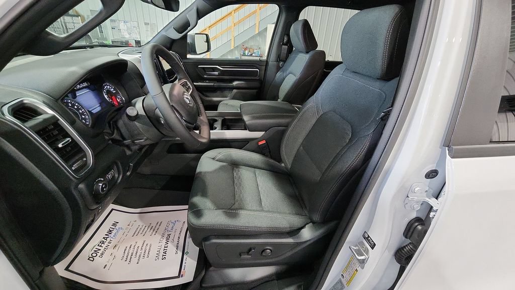 New 2026 RAM 1500 Big Horn AWD/4WD image 19
