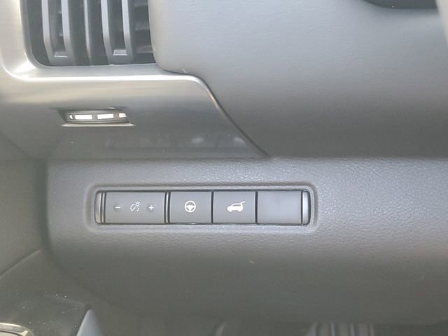 New 2026 Nissan Pathfinder SL image 23