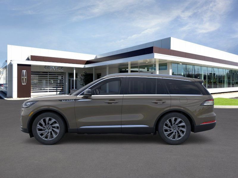 New 2026 Lincoln Aviator AWD image 32