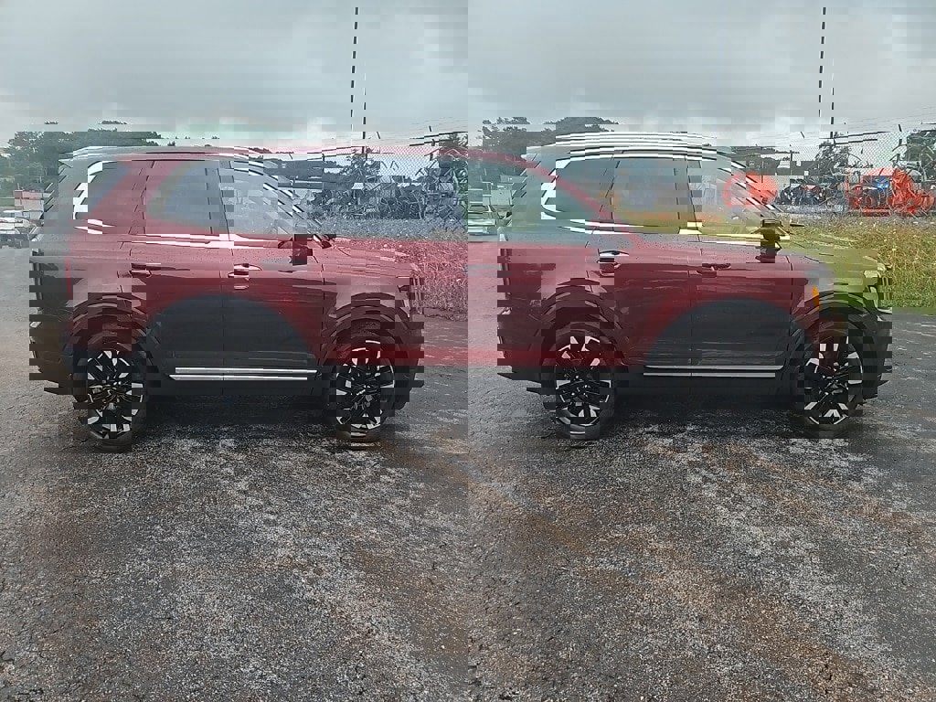 Used 2024 Kia Telluride SX Prestige w/ Towing Package image 6