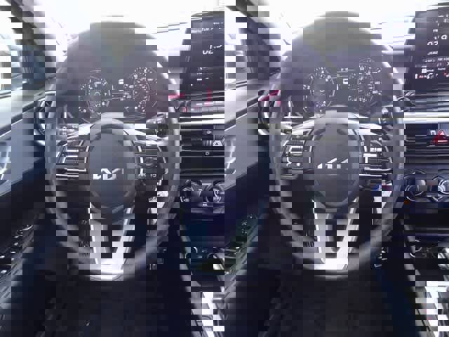 Used 2023 Kia Forte LXS image 12