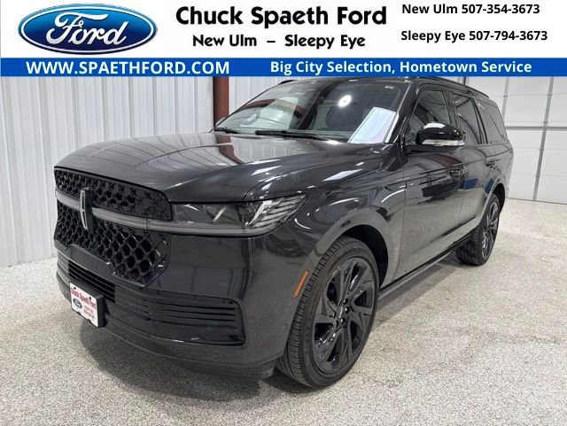 Used 2025 Lincoln Navigator Black Label AWD/4WD image 1